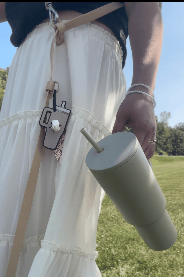 Oat Tumbler Used Dog Waste Bag Holder