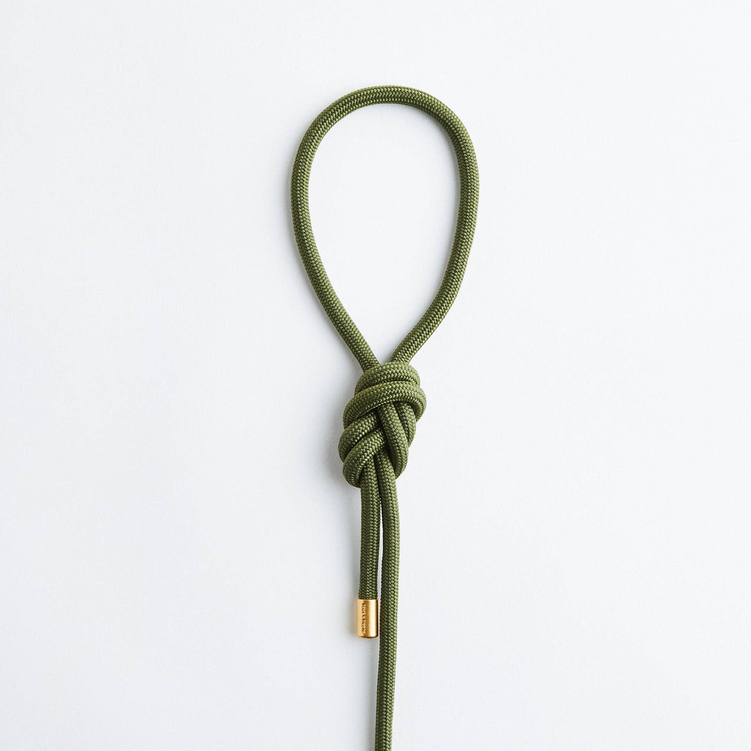 Mini Olive Gold Simple Slip Lead™