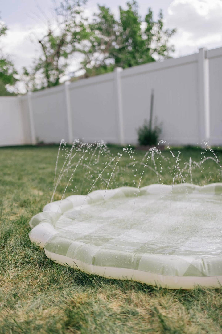 Green Gingham Splash Pad