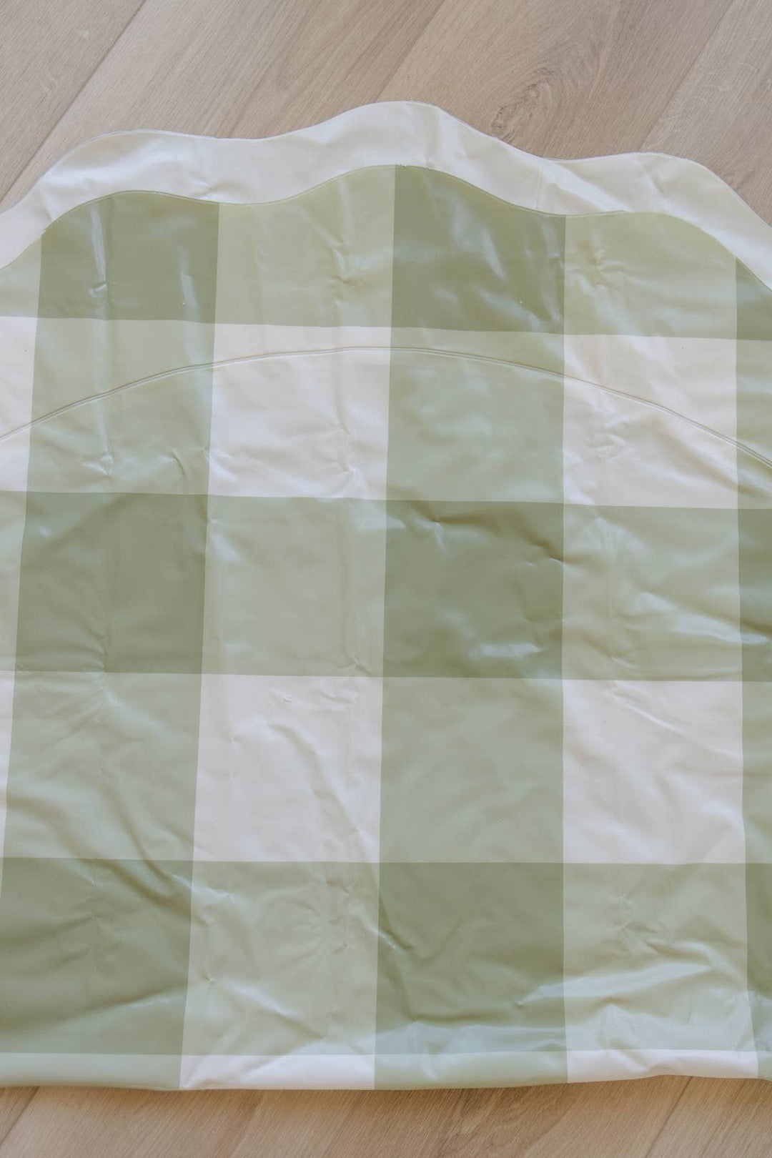 Green Gingham Splash Pad