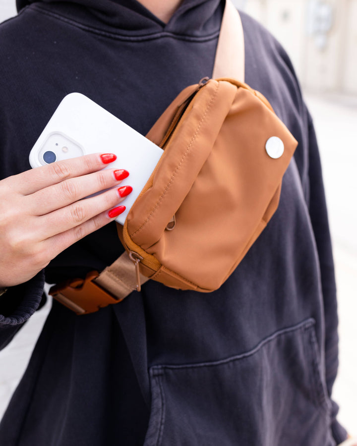 Belt Bag with Built-In Waste Bag Dispenser