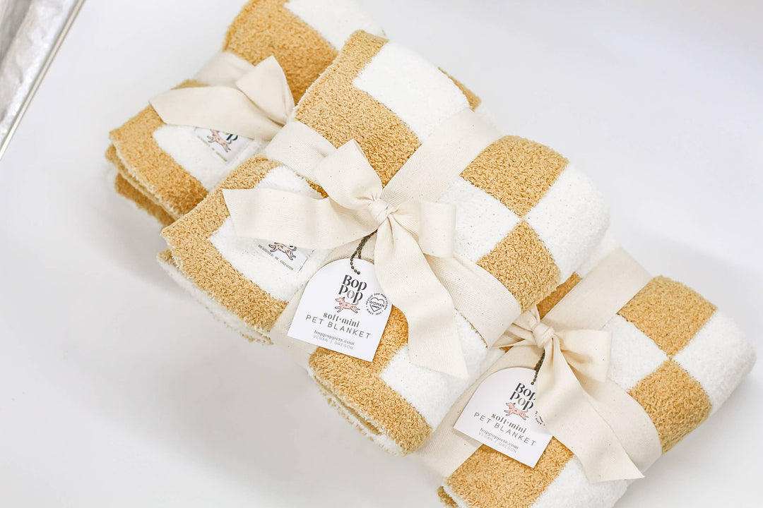 Mini Fluffy Blanket for Dogs Cats | Mocha