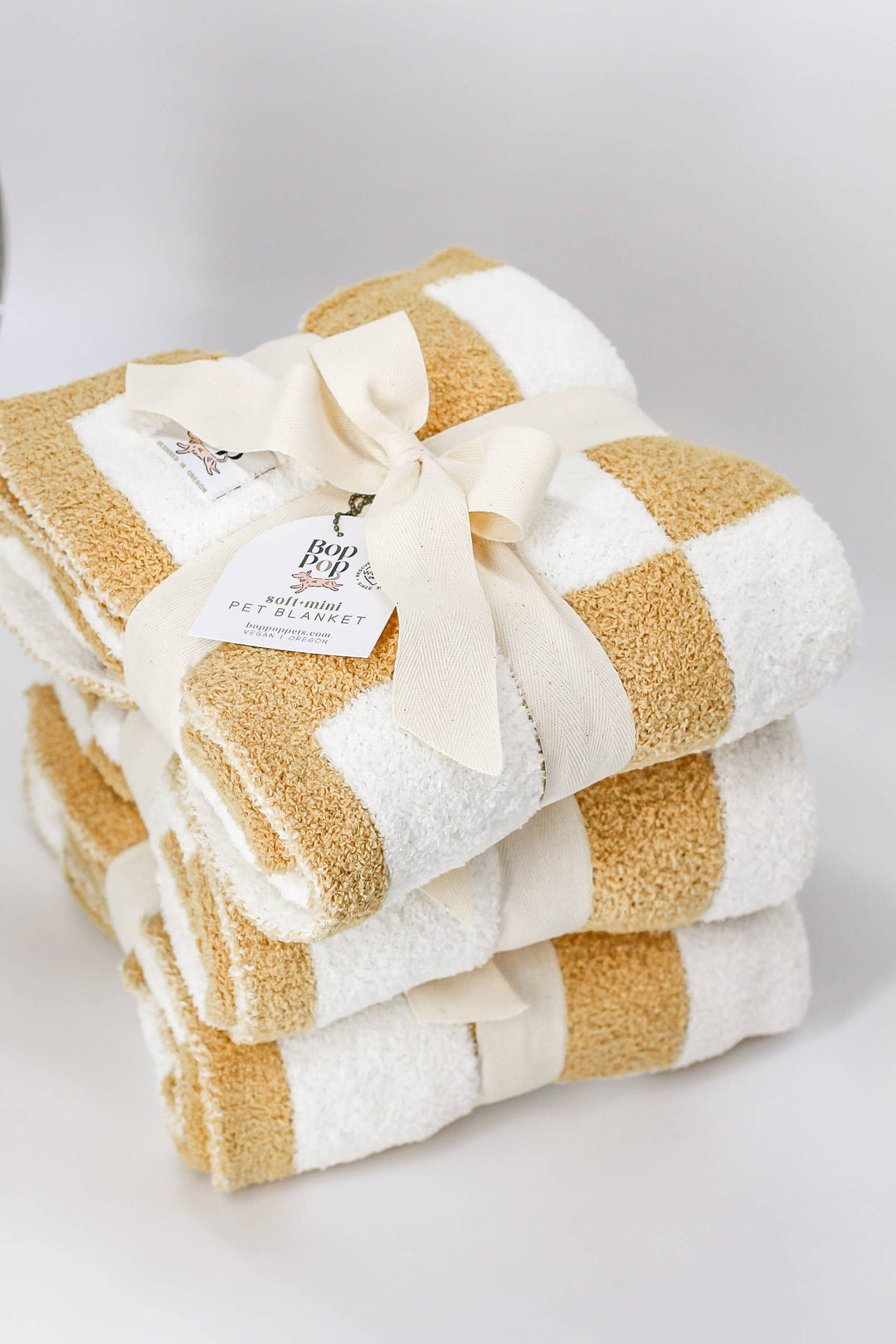 Mini Fluffy Blanket for Dogs Cats | Mocha
