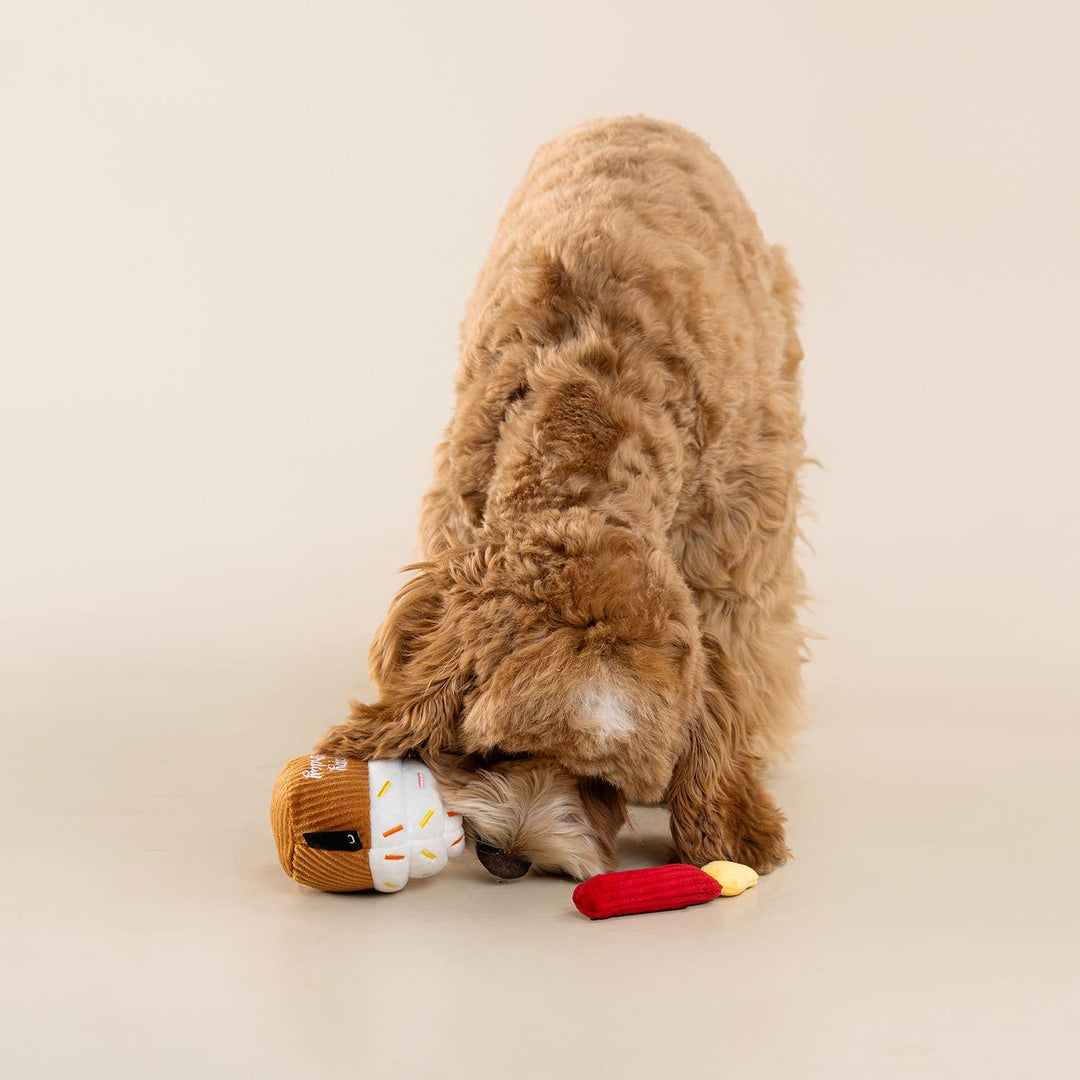 CHEWFFON Birthday Cupcake Dog Toy