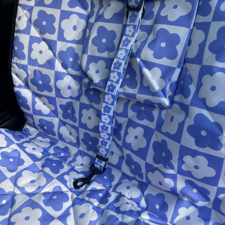 Headrest Car Restraint - Blue Checkered Daisies