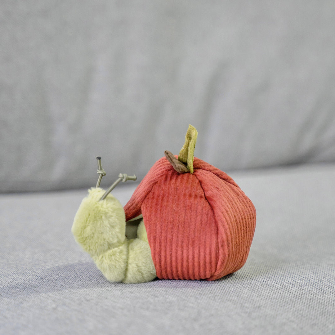 APPLE/ ENRICHMENT TOY SET// SNUFFLE TOY
