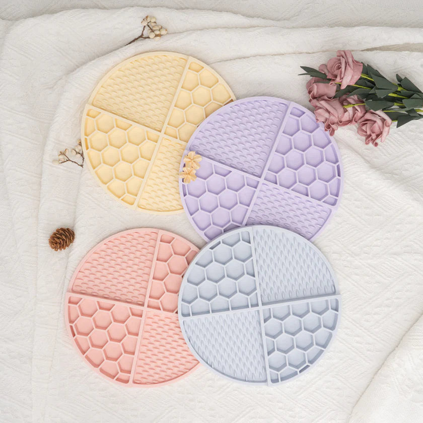 Pastel Round Lick Mat