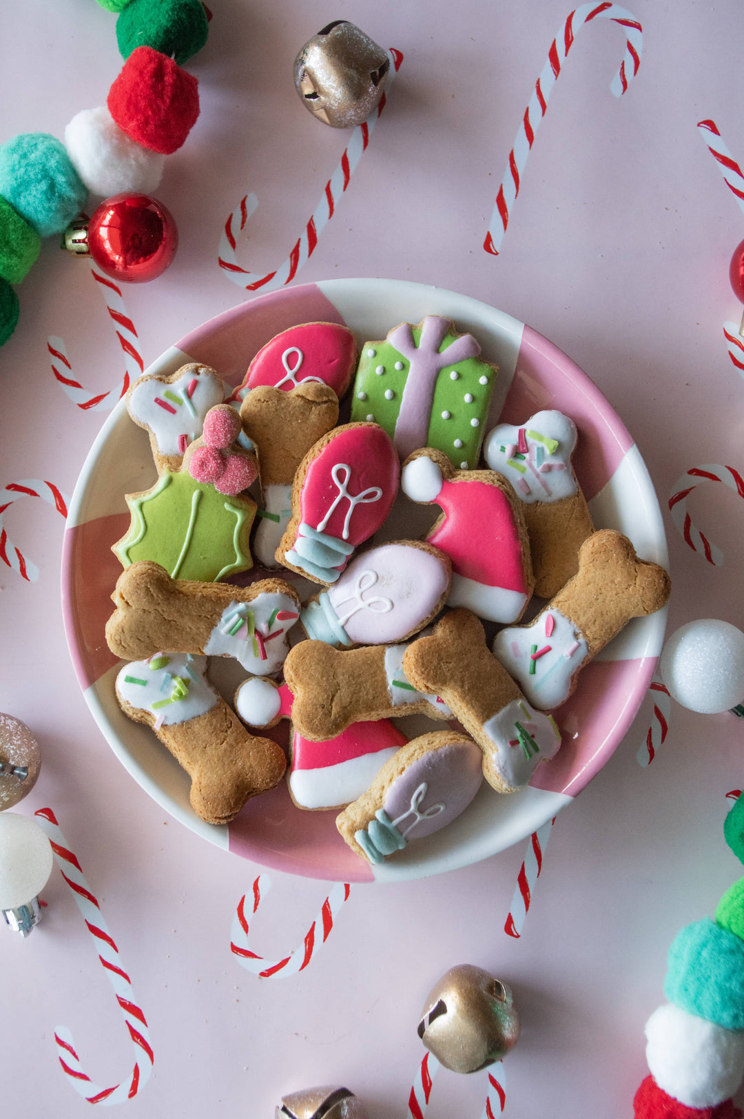 Deck the Paw Mix Biscuits - Christmas Dog Biscuit Treats