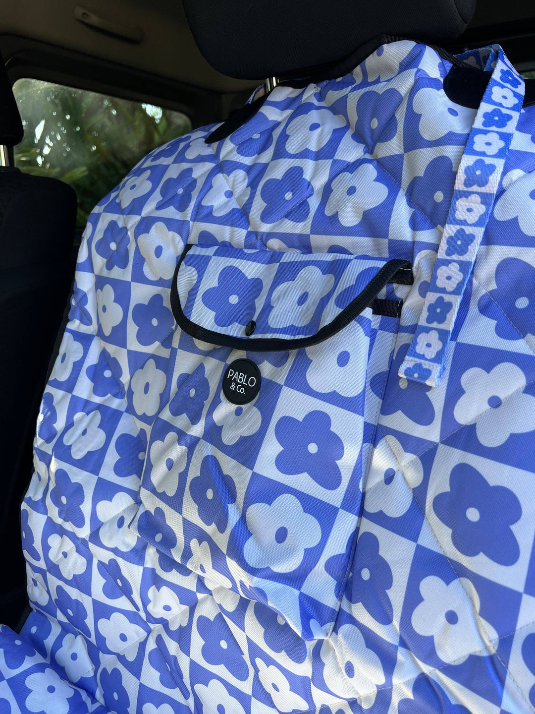 Single Car Seat Cover - Blue Checkered Daisies